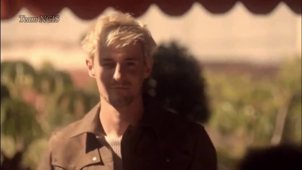 NCIS 12x23 La mort de Dorneget YouTube