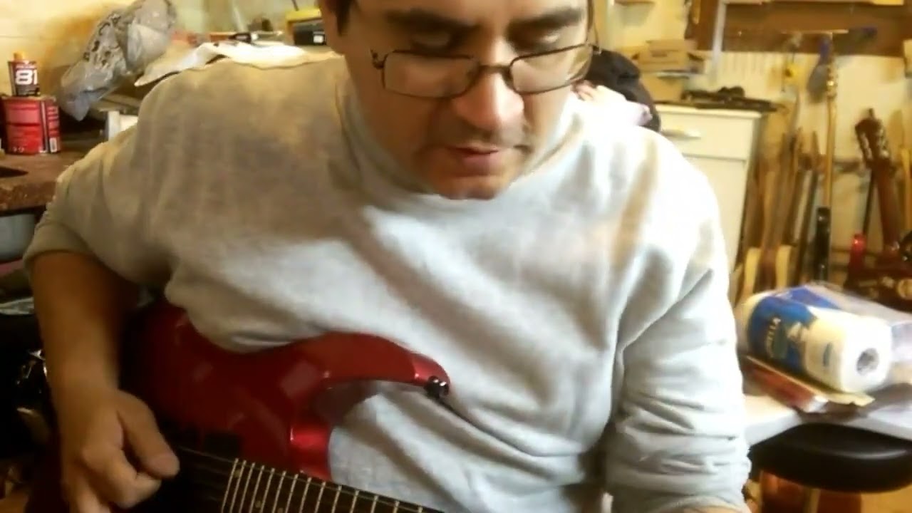 Arquivo do Luthier: Boletim 3 Guitarra Ibanez RG470 Metallic Red Super Strat