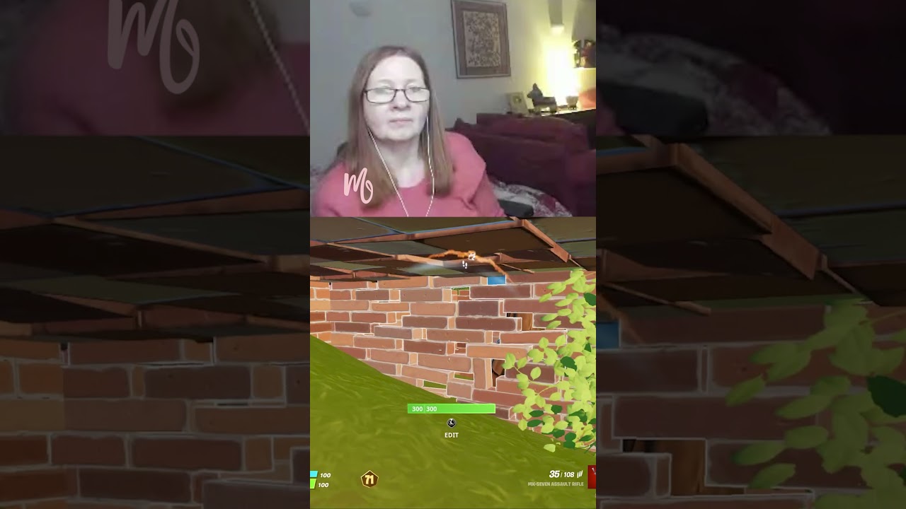 Мама из Fortnite играет в одиночный денежный кубок 🤣