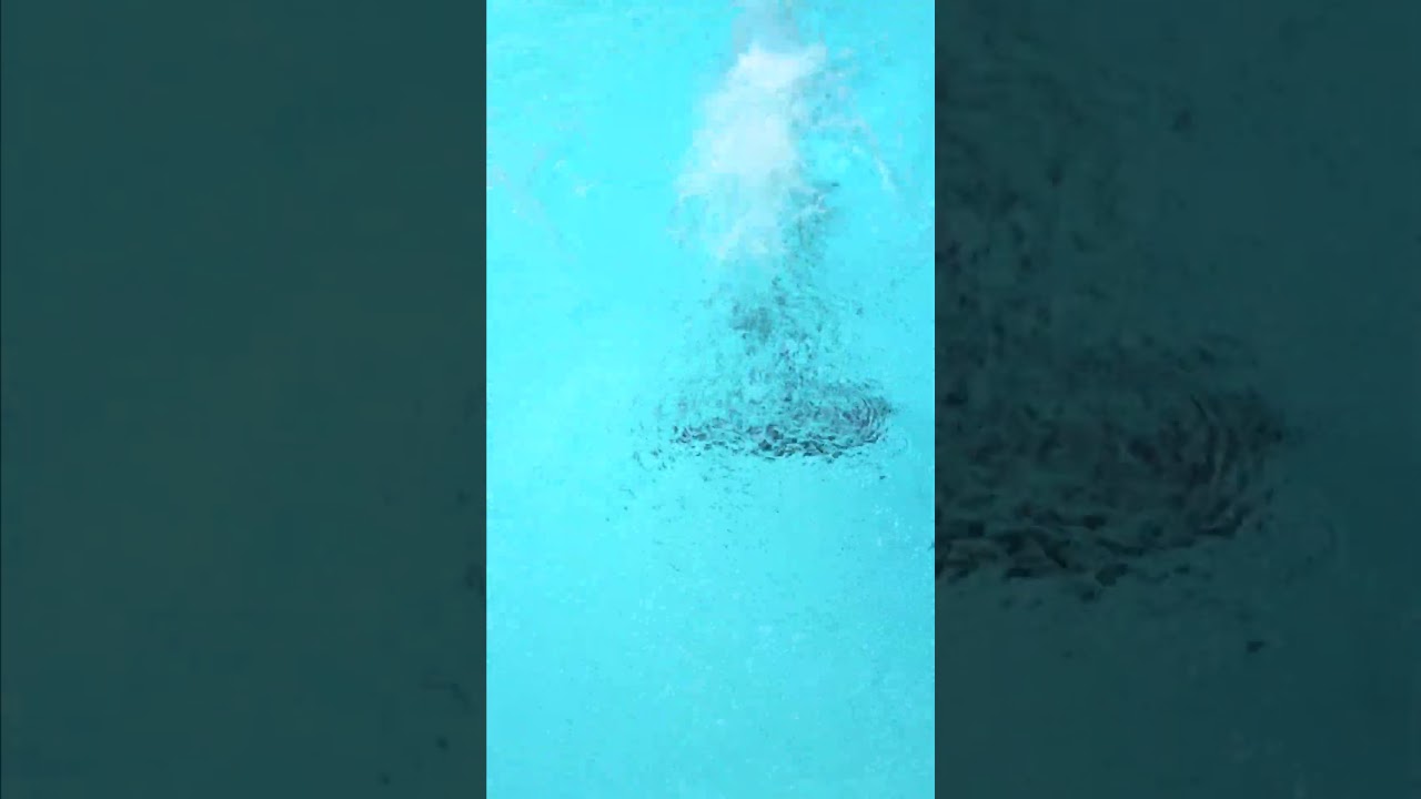 Chlorine-free hair for water lovers!