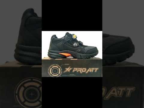 Iklan Sepatu New Era tahun 2000