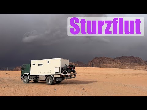 Unexpected extreme weather on the way to the Hisma Desert - SAUDI ARABIA flooded