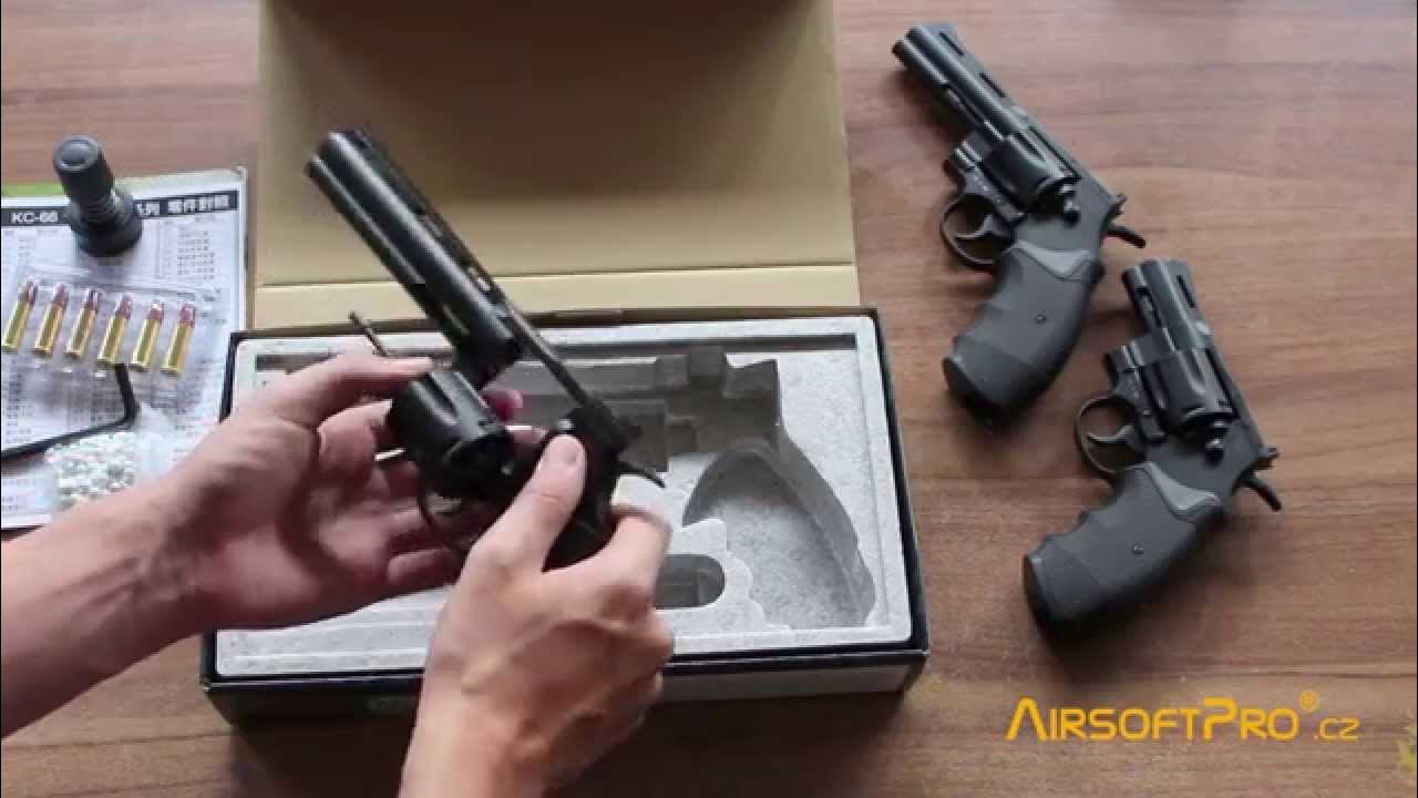 KWC 357 2.5 Inch CO2 Airsoft Revolver Table Top Review on Vimeo