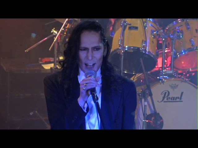 Issay meets Dolly - Cabaret Noir (2003 VHS version) - YouTube