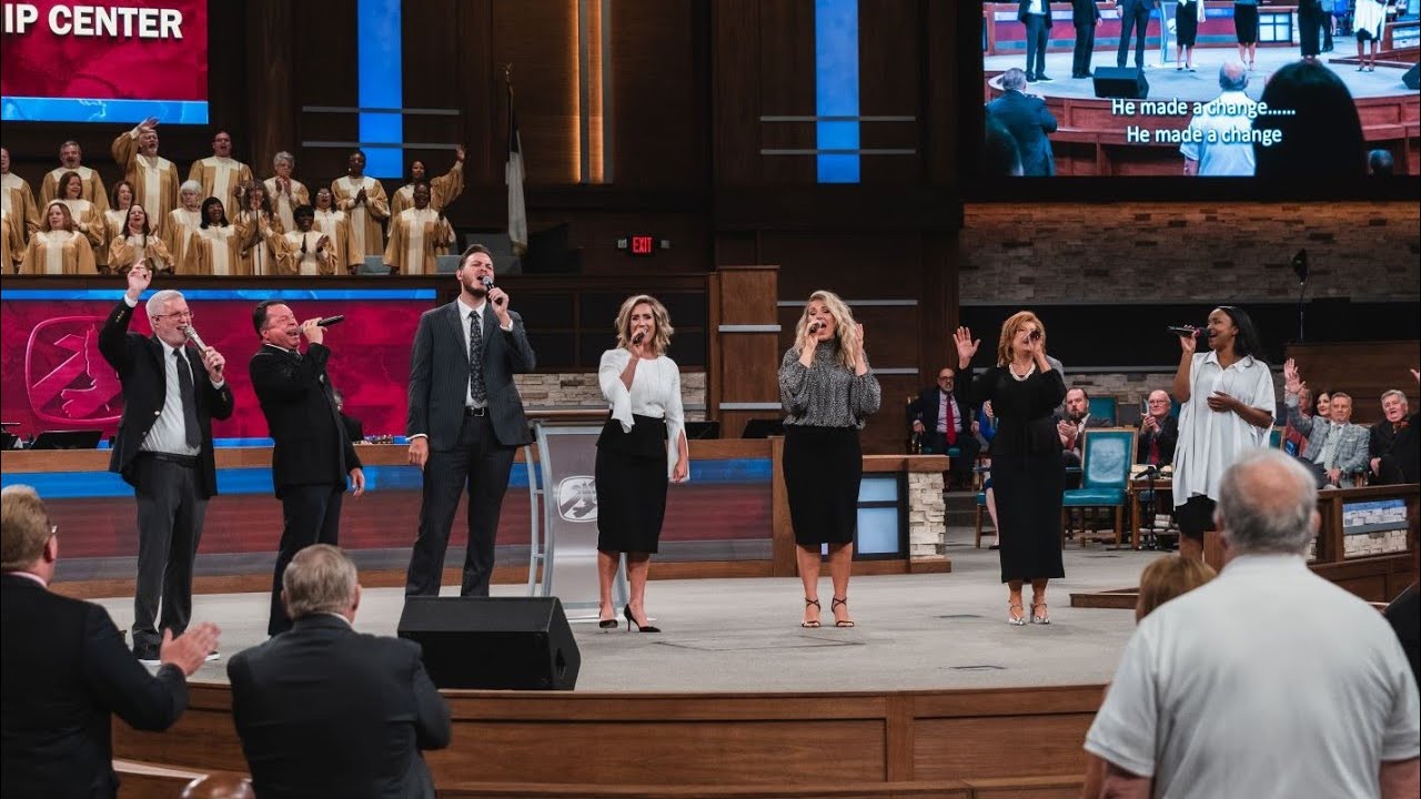 he-made-a-change-live-family-worship-center-singers-youtube
