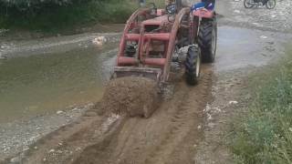 İşbora SD4000 A-0 Kepçeli/Çift Çeker 1985 Model