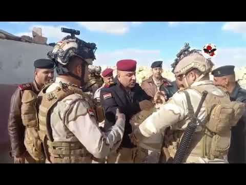 قائد الفرقة السابعة يتعارك ويه الضباط علمود ارزاق جنوده يكلهم لازم تحسون بمعانات الجندي