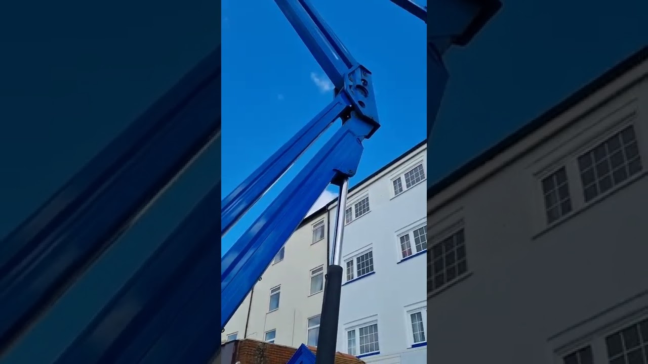 Cherry picker hire Manchester 07802 687715 Jfs Access Hire