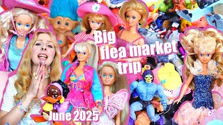 Download Lagu Big TOY \u0026 DOLL HUNTING trip at flea markets in Berlin - 80s 90s Barbie, Petra dolls,Trolls, MotU MP3
