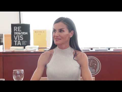 La Reina reuni&oacute;n del Patronato de la Residencia de Estudiantes