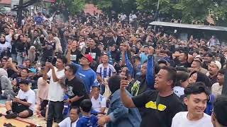 Download Lagu RIBUAN BOBOTOH  CANTIK MAJALENGKA NOBAR PERSIB VS PERSIJA DI CREATIVE CENTER  BERAKIR RIUH GEMBIRA MP3
