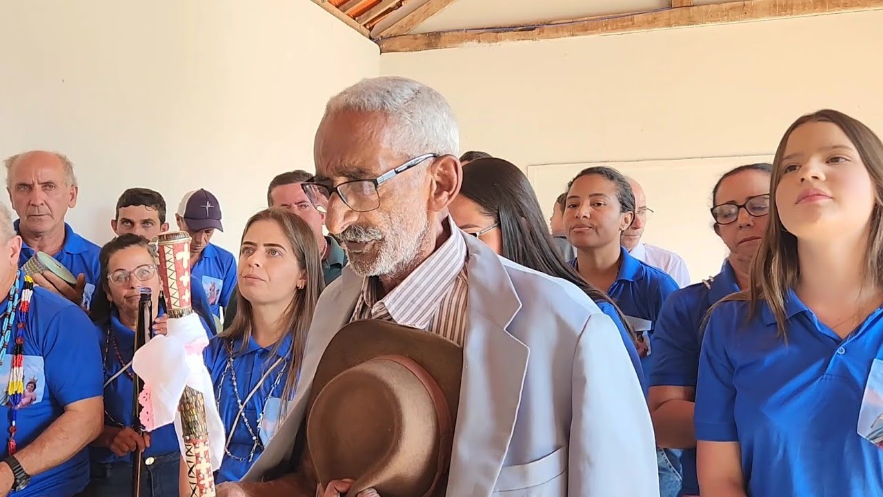 Terno de Moçambique dos Garcias com o Capitão Julinho de Perdões.