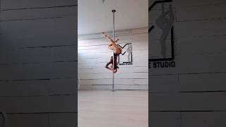 Spin pole combo #poledance #poledancer #dance