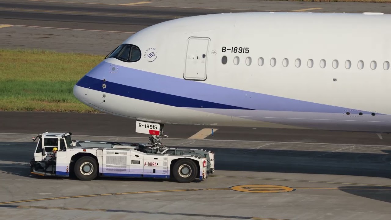 8月24日桃園機場觀景台飛機起降，今天早上7:00~7:30，23R跑道起飛居多，華航居多