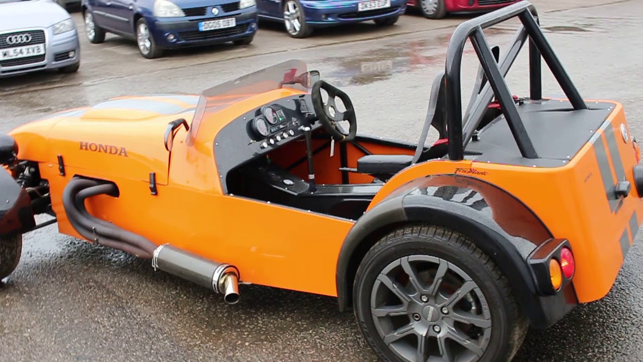 Classic Car Auction - Monday 30th April - Clwyd Auction Centre - Ewloe