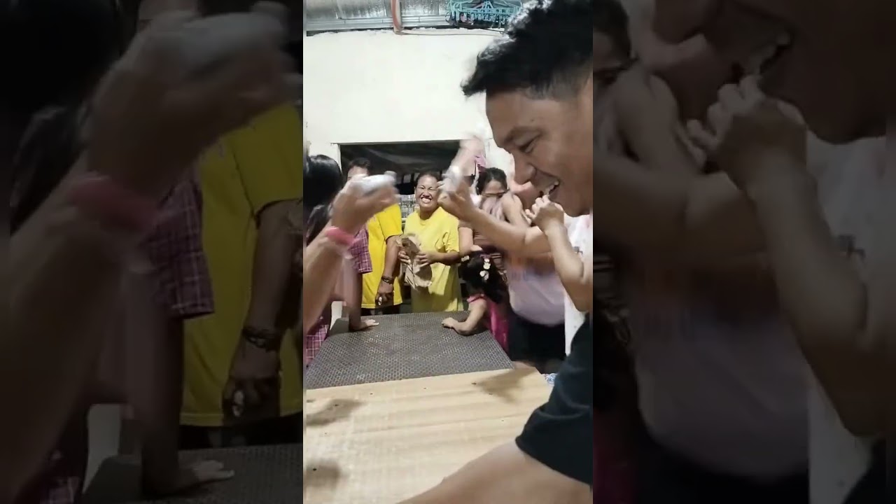 Christmas party games, 