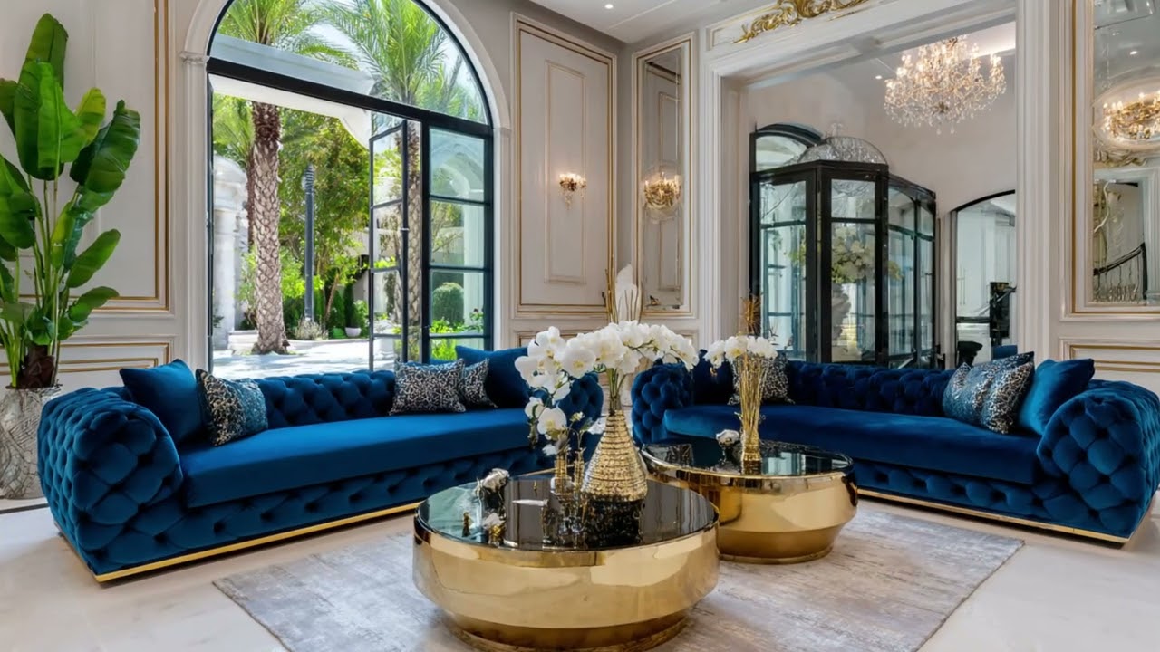 Загляните внутрь самого роскошного особняка в Беверли-Хиллз, выполненного в сине-золотых тонах, и...