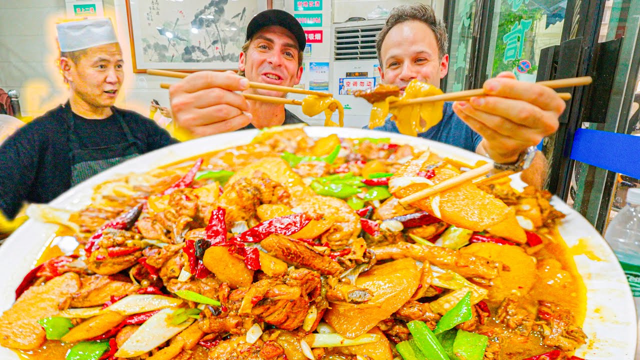 MUSLIM Chinese Street Food Tour in Xi'an, China (Silk Road Series Begins!) MUSLIM Chinese Street Food Tour in Xi'an, China (Silk Road Series Begins!)