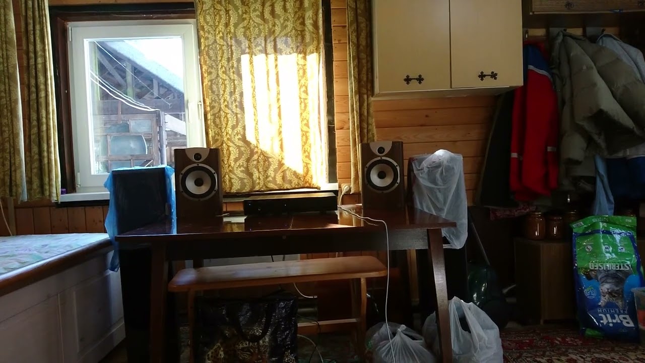 Audio Pro (Hi-Fi): Level 03: Sound test demo music.