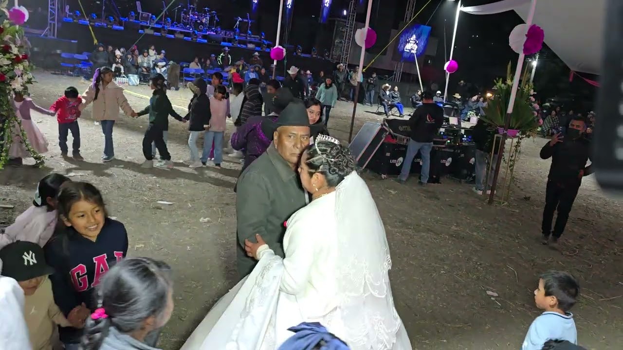 Bals Nayeli y Hermenejildo