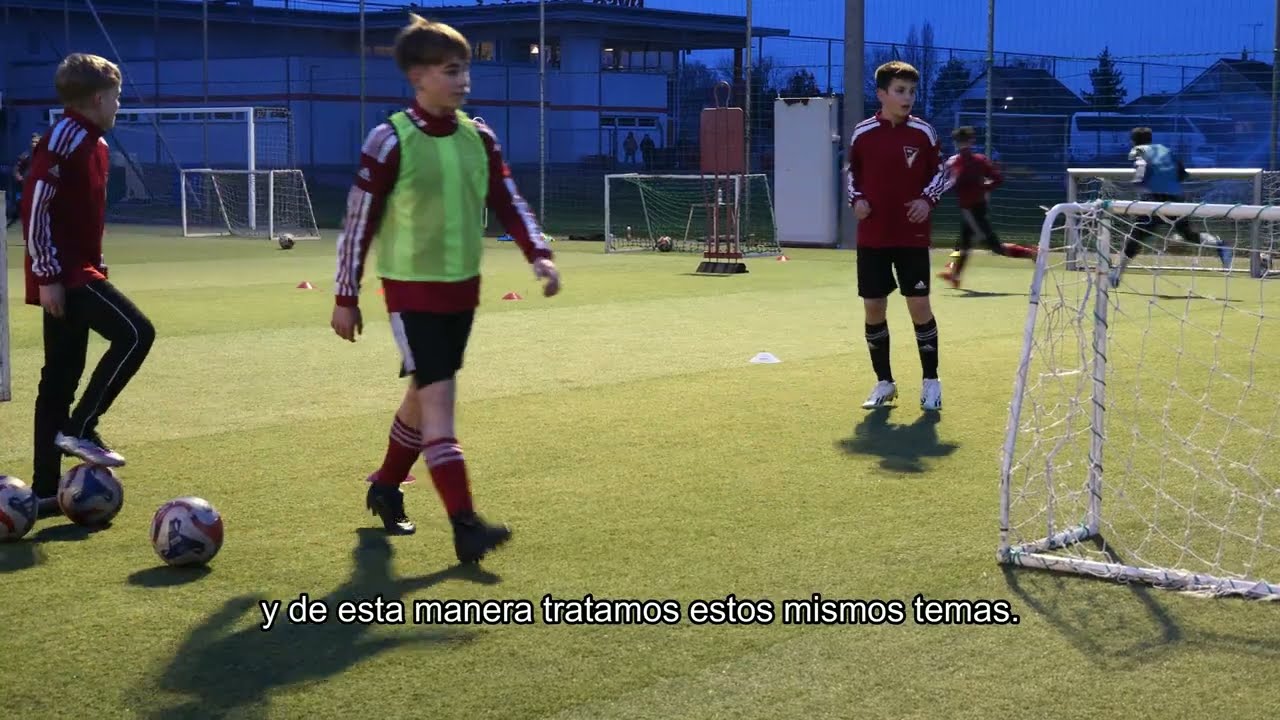 U13 High Performance edzőképzés 🟡🔵Villarreal✖️DVSC🔴⚪