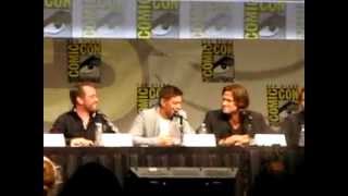 Supernatural Cast Learning about Destiel at SDCC