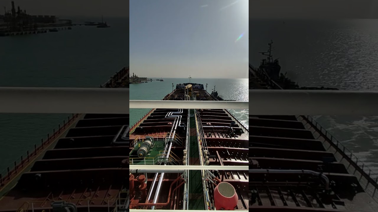 berthing tanker ship wind speed 25knot .