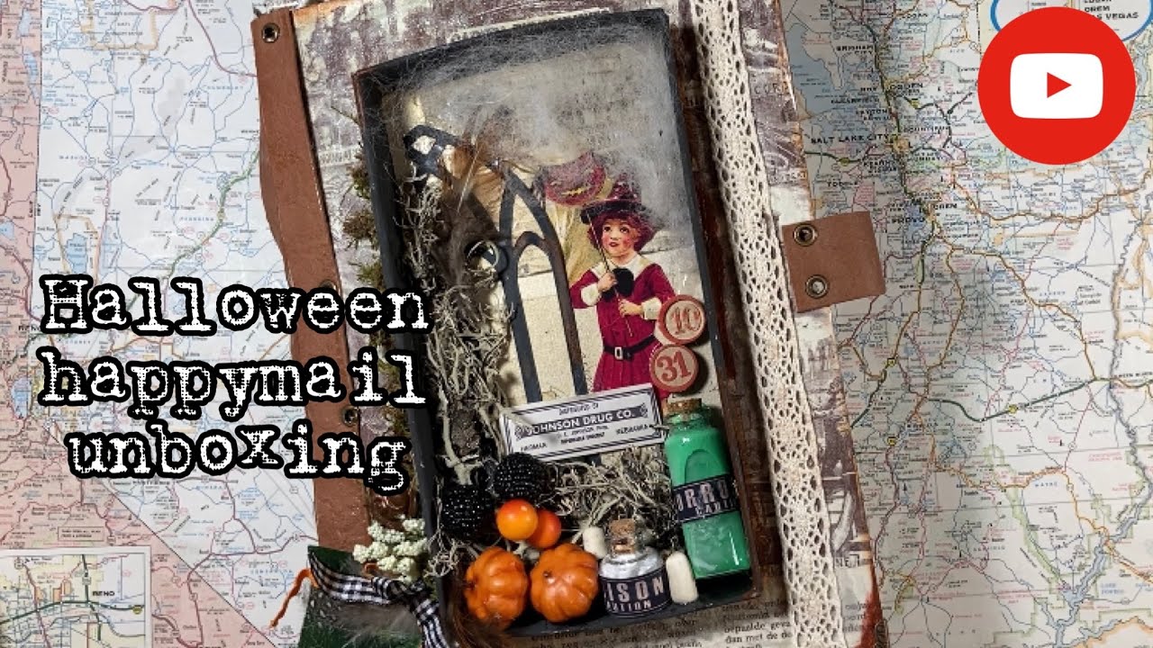Unboxing Halloween happymail