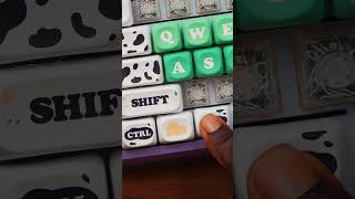 Cleaning My Keyboard &amp; Swapping Keycaps | Stanley Core from The Office