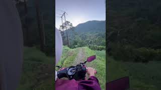 Dua Wanita Petualang......Kembali Menyusuri Jalan Berbatu di Kab Sukabumi !!!