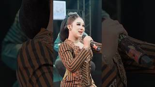 Download Lagu Niken Salindry - Rayuan Pulau Kelapa #nikensalindry #nikensalindri #rayuanpulaukelapa #agustus MP3