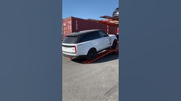 Range Rover unloading - Its delivery time 😍