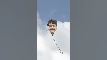 HANGING BALLOONS JUNJI ITO 
