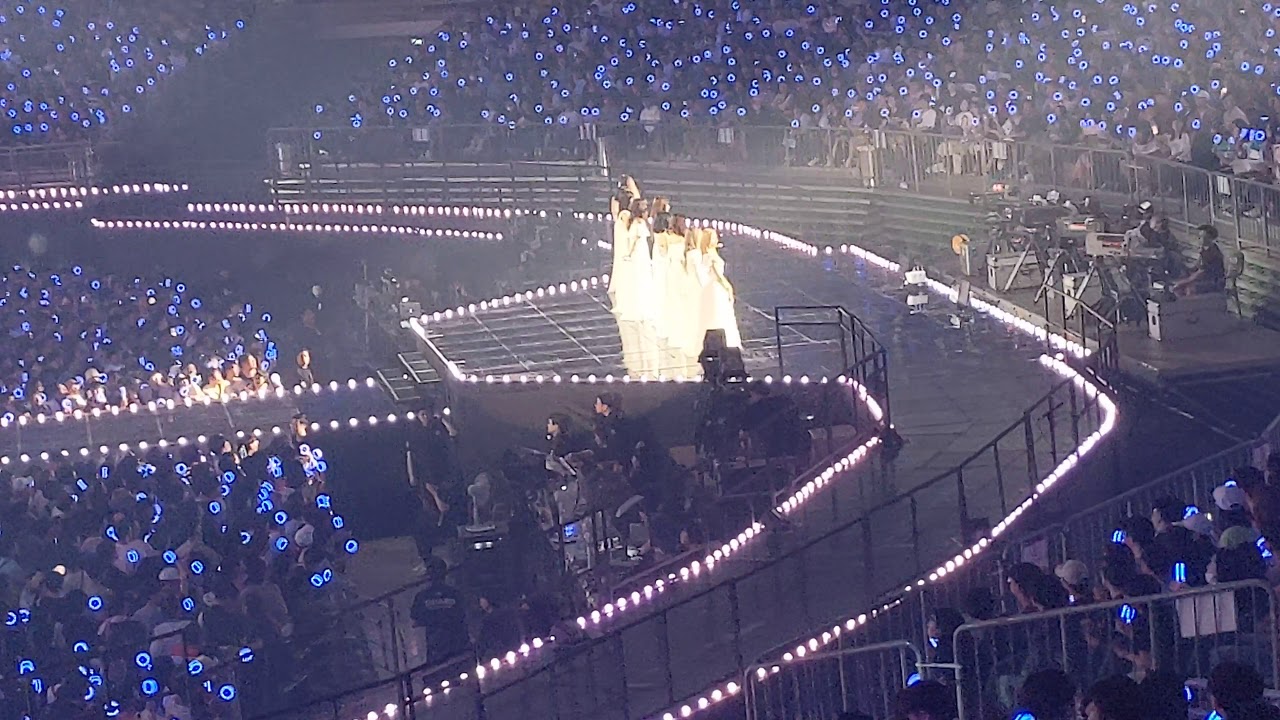 190526 TWICE LIGHTS in Seoul - Be As One