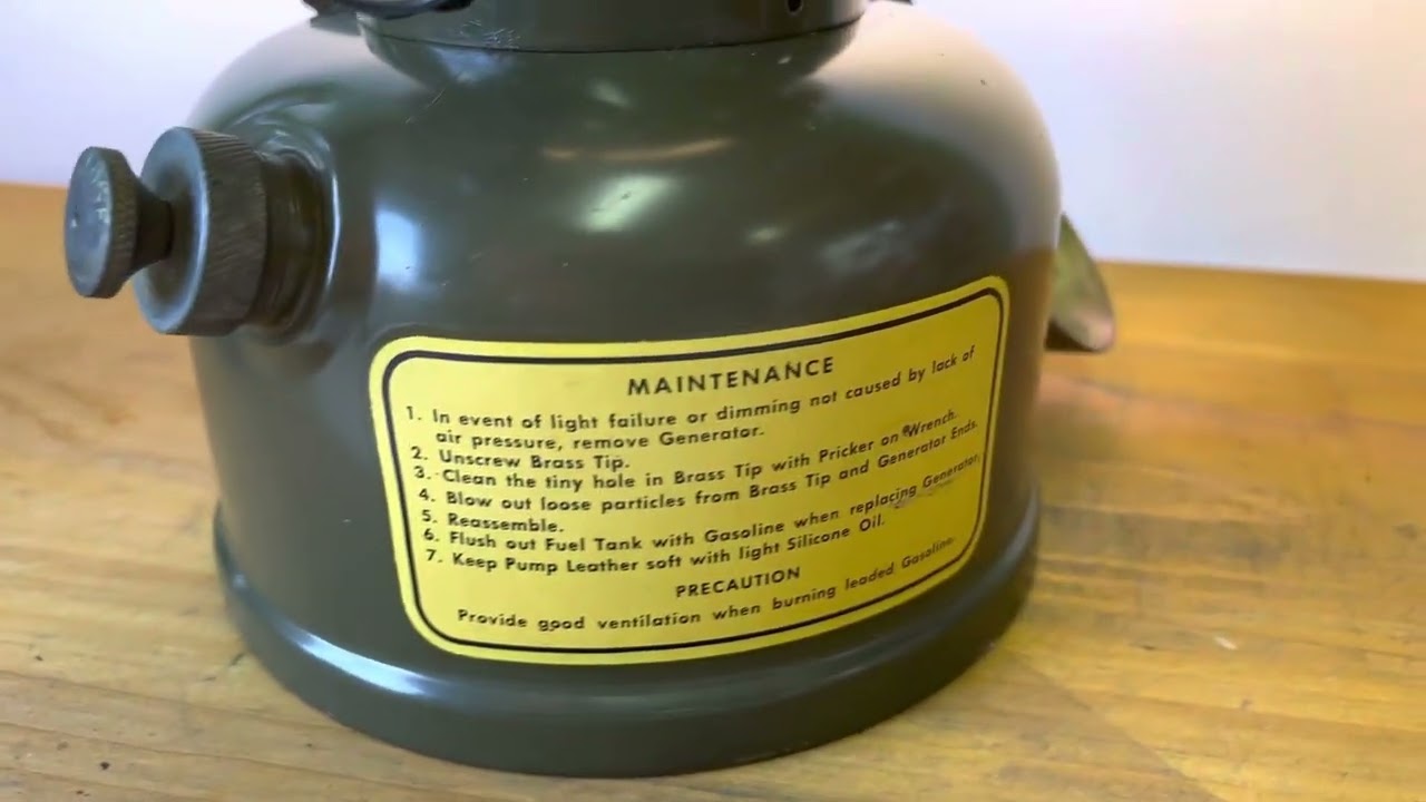 極美‼️COLEMAN 252A ミリタリーGIランタン 1958 - YouTube