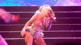 Christina Aguilera in London 01 Bionic / Your Body / Genie in a Bottle (9 Nov 2019)