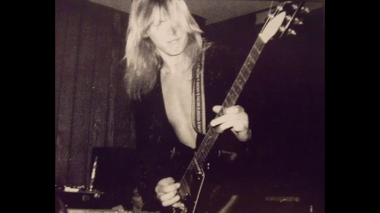 UFO - Lights Out (Blackpool '77)