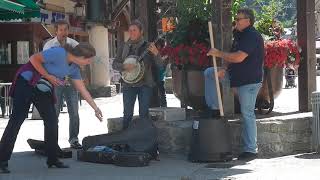 Promenade aux Champs-Elysées - Gilles REMY Jazz Band - Busking Chamonix Mont-Blanc