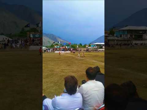Ye hay Chitral ke Khubsurti  Kia culture Dance hy kamal ka || Shuja ul Haq Police Polo Team .