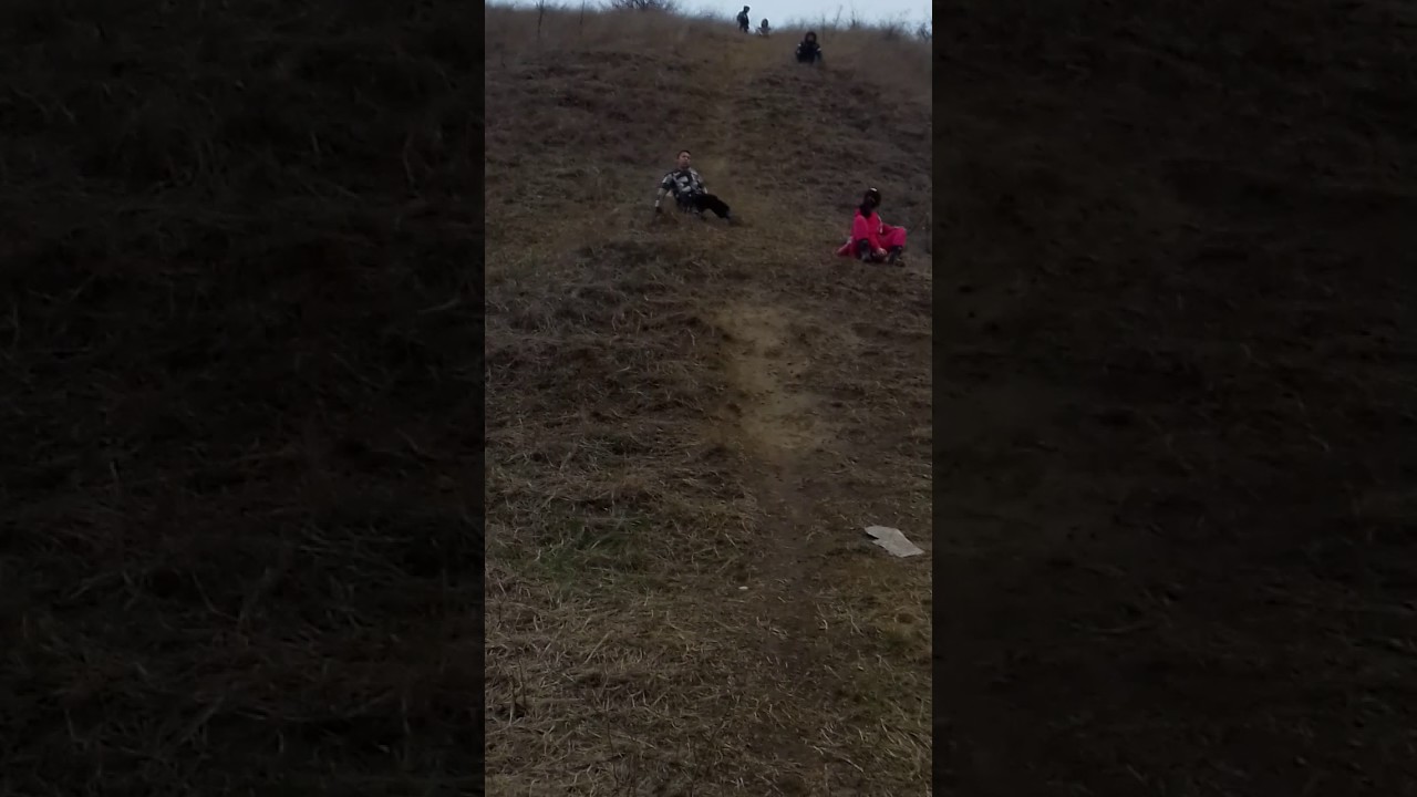 Copii din Varadia pe deal