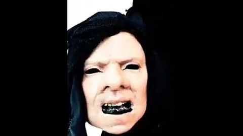 Sid Wilson speaks in alien language