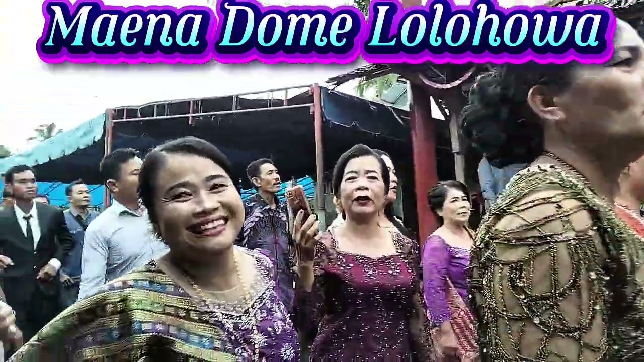 Moment Pesta Pernikahan pacik Vorit Halawa & Krisda Zai