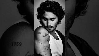 A little edit of James Alexander Chase Stokes alias Chase Stokes ❤️🥖 Wealth