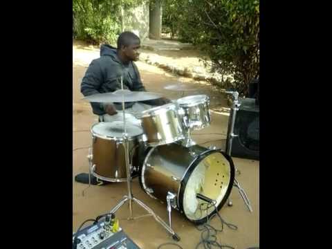 Lady Zamar love is blind