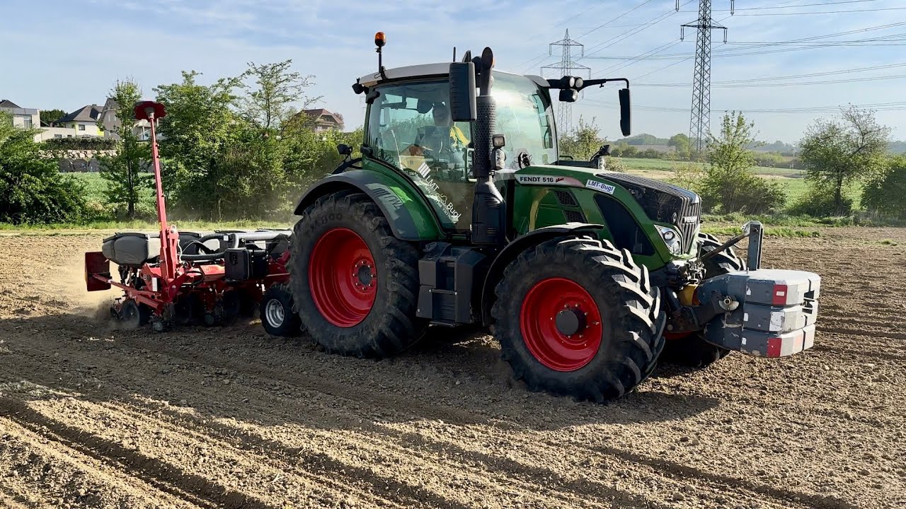 Fendt 516 Profi+ mit Horsch Maestro 6 TX im Einsatz