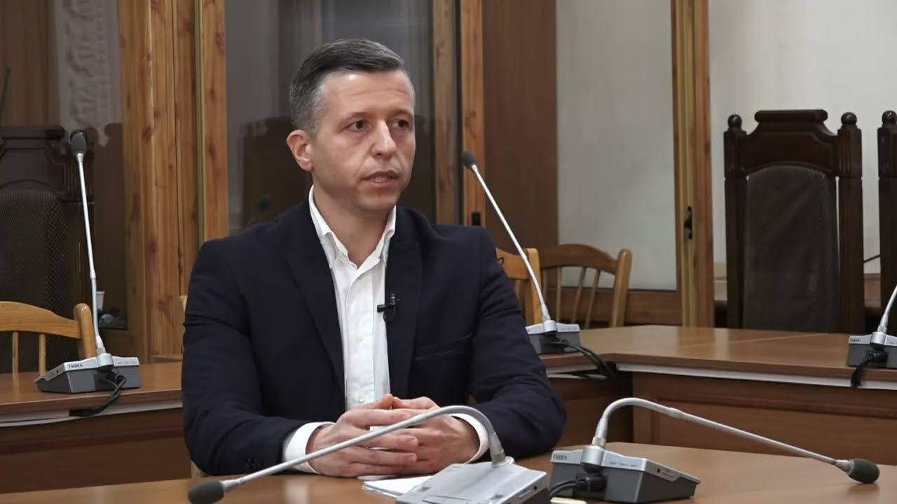 Câte familii sărace numără Moldova și cine le poate ajuta | Interviu cu Oleg Barcari