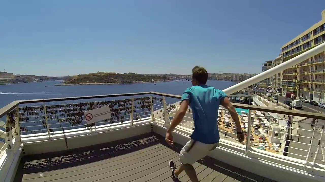 Ultimate Parkour and Freerunning Fails Compilation 2015