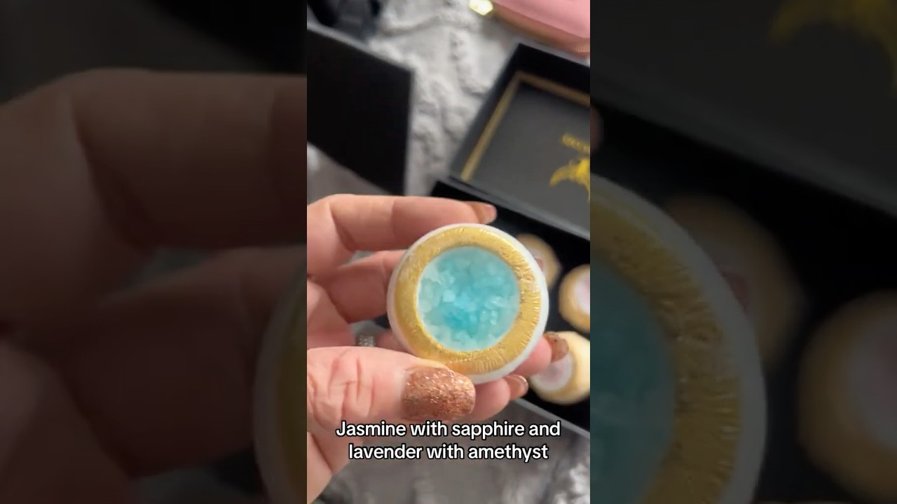 ComfyCozy Crystal Bath Bombs: The Secret to Glowing Skin & Relaxation! ✨🌸 