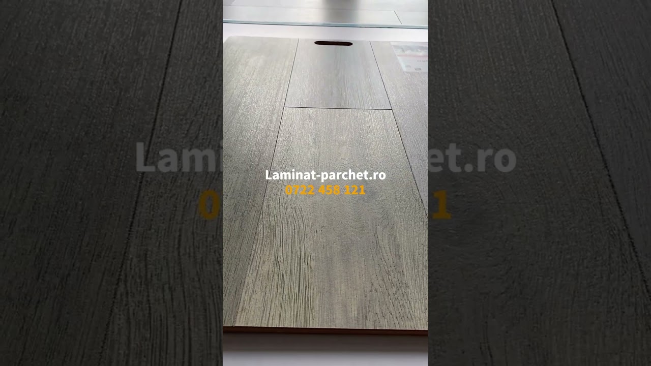 Parchet pluta Egger Stejar Villanger colorat EPC021