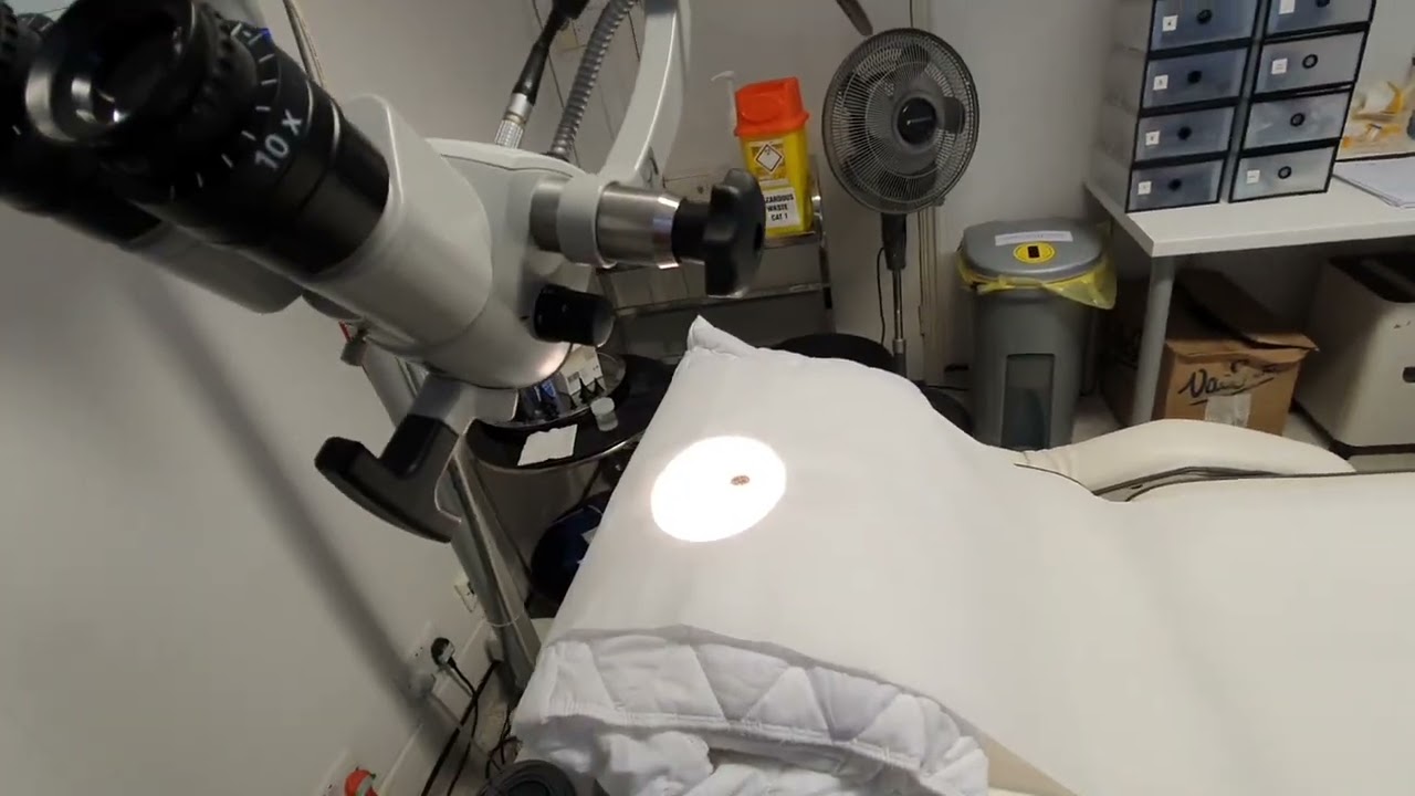 ZEISS OPMI pico Microscope